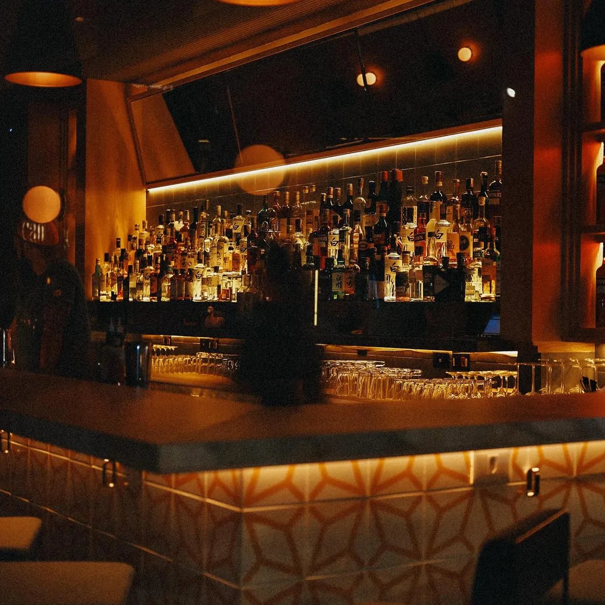 eximia-bar-01